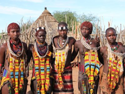 travel_ethiopia_HAMER-GIRLS
